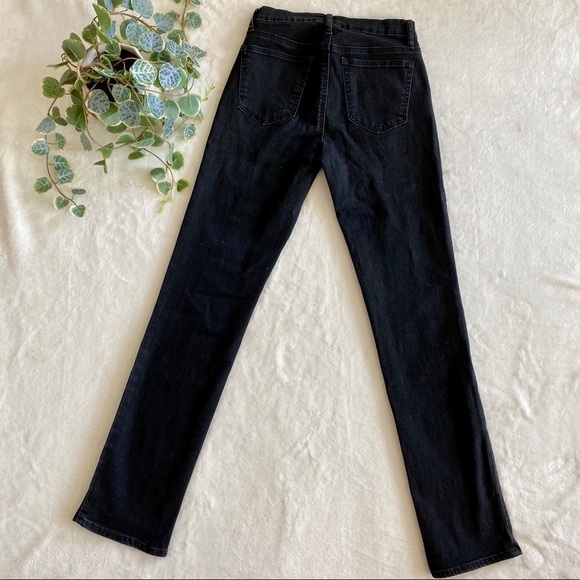 GAP Denim Classic Straight Jeans - Picture 4 of 4